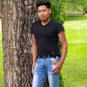 Meet your Posher, Bertin